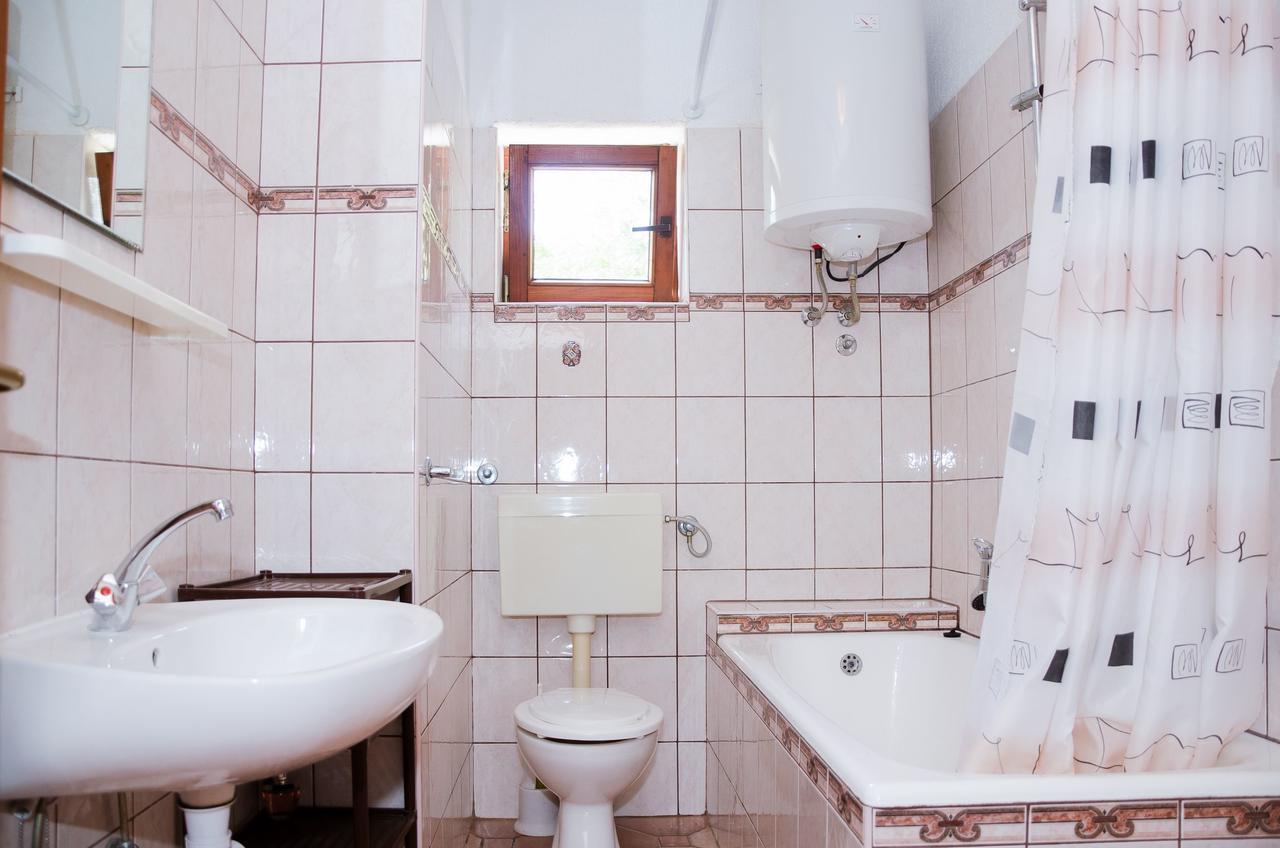 Apartments Sanja Сибин Кръмпотски Екстериор снимка