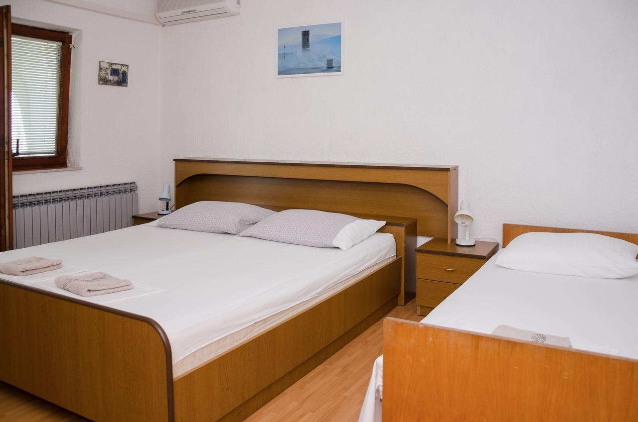 Apartments Sanja Сибин Кръмпотски Екстериор снимка