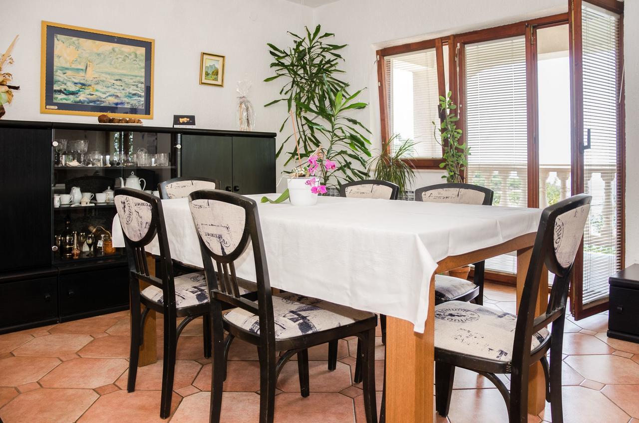 Apartments Sanja Сибин Кръмпотски Екстериор снимка