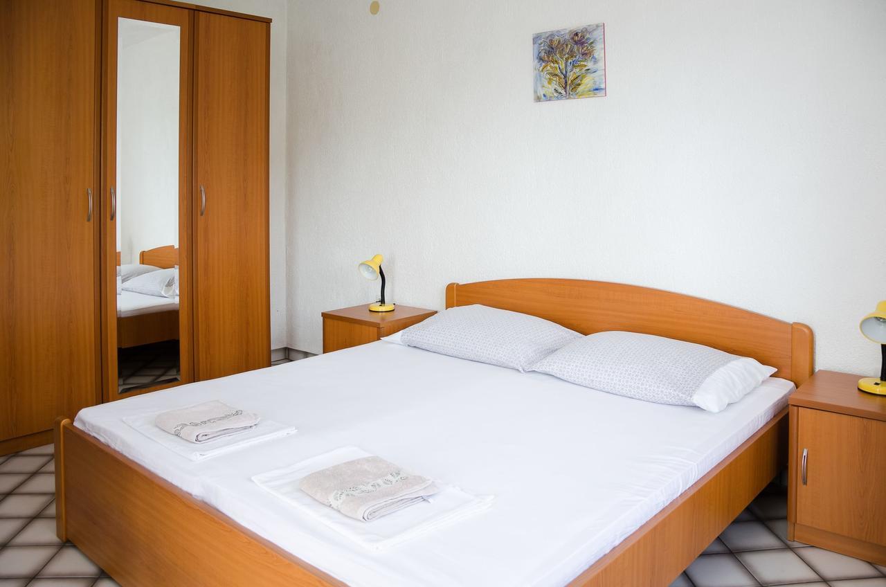 Apartments Sanja Сибин Кръмпотски Екстериор снимка